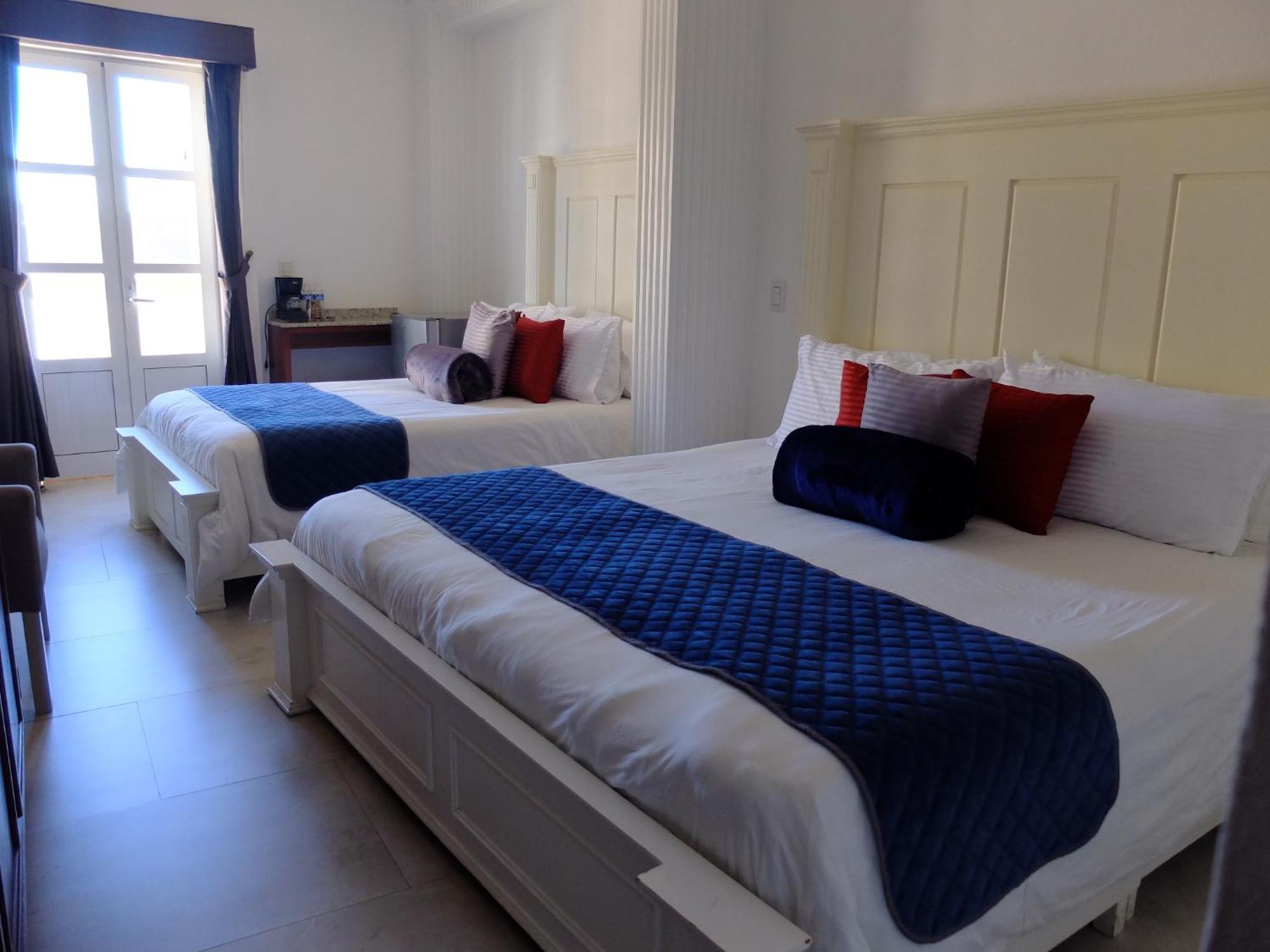 טפטיטלן דה מורלוס Hotel Estancia Real מראה חיצוני תמונה